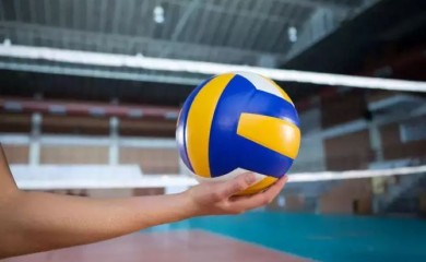 Порази одбојкашица и кошаркаша