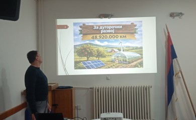 Нови Правилник о подстицајима доноси веће премије за узгој оваца, пчеларство и производњу млијека