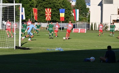 Фудбал френдс: Румуни, Бугари, Сарајлије и Никшићани у борби за финале