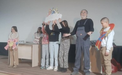 "Путујући театар" у Фочи: Луткарске представе помажу дјеци да одрасту