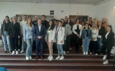 Општинске стипендије за 152 студента, настављено са повећањем мјесечног износа