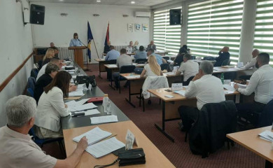 СО Фоча: Прихваћена иницијатива инвеститора за градњу дома за стране студенте- подршка и Градској апотеци