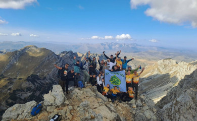 Планинарење привлачи младе