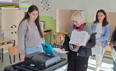 До 11.00 часова излазност у Фочи 14,4 одсто