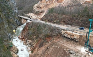Пут Фоча-Сарајево затворен до даљег: До санације алтернативним правцима