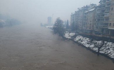 Проглашена ванредна ситуација, од ХЕ „Мратиње“ на Пиви затражено да затворе турбине