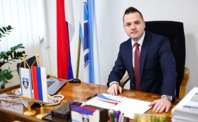 Вукадиновић: Република Српска гарант опстанка