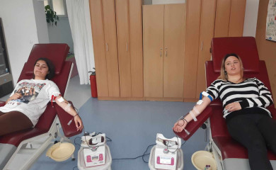 Педесет студената медицине и теологије дарује крв