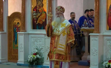 Храм Светог Саве: Митрополит Хризостом служи Литургију претходно освећених дарова