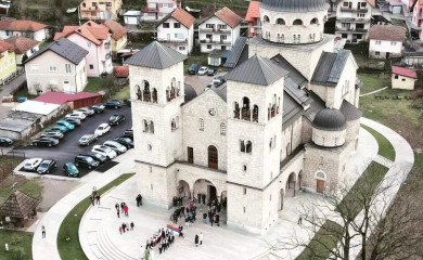 Сабор хорова на платоу Светосавског храма