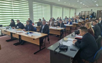 Извјештај о раду начелника општине пред одборницима