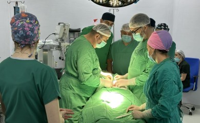 Свјетска хиругија на Симпозијуму у Фочи