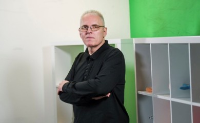 У Фочи предавање професора Ненада Глумбића о ризицима прекомјерне изложености екранима