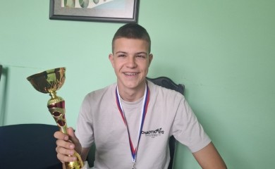 Сребро за Дракула на фестивалу младих гуслара Српске