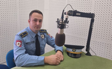 „Славимо одговорно“: О опасностима пиротехнике и оружја