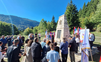 Тридесет три године од страшног злочина на Папратној њиви