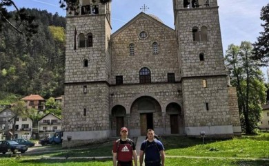 Speleolozi „Vučje stope“ na hodočašću do manastira Ostrog