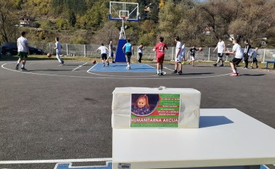 Igrajući basket prikupili 787 maraka za Helenu i Nemanju
