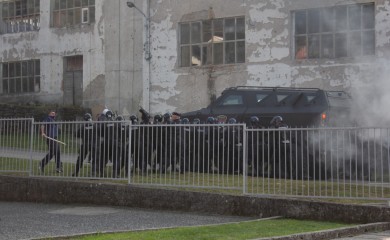 Полиција блокирала КПЗ Фоча- претреси и хапшења на више локација
