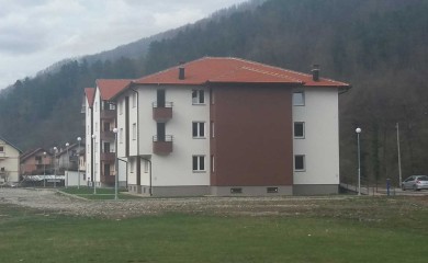 Усељење у нове зграде у насељу Бараковац 11. децембра