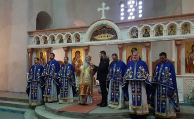 Храм Светог Саве прославља крсну славу: Богослужи митрополит Хризостом