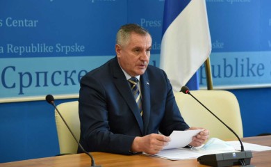 Сутра забрана кретања од 15.00 часова, од 11. маја дозвољен рад већине субјеката
