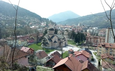 Кризни штаб: Вјерници да се придржавају мјера заштите
