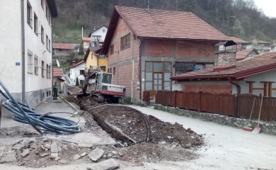 Повремене обуставе саобраћаја због асфалтирања