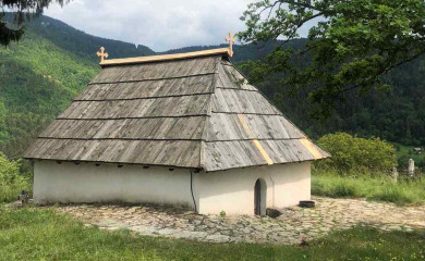 Црква Шклопотница: У сриједу Петровдански сабор
