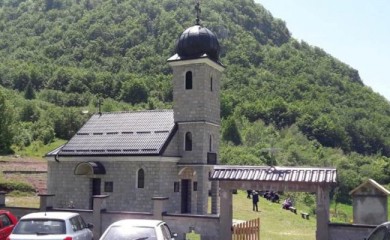 У недjељу слава храма на Осијама