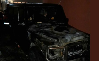 Ватрогасци угасили пожар на аутомобилу