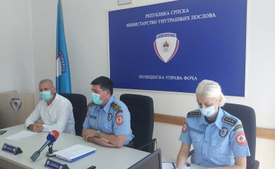 У пет полицијских акција заплијењена дрога, цигарете и сузбијене преваре путем интернета