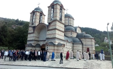 Крсна слава Богословије Светог Петра Дабробосанског