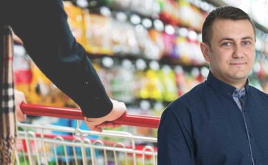 Кунарац: Трговине да не раде недјељом, поштовати скупштинске одлуке