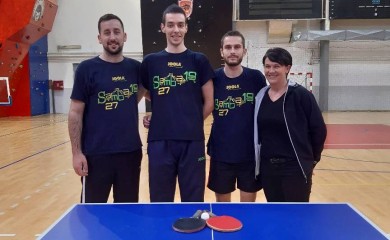 Добар старт фочанских стонотенисера