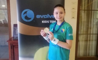 Тенис: Миа Вуковић најбоља у Широком Бријегу