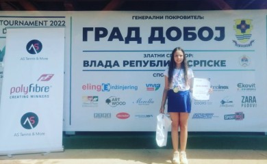 Миа Вуковић у Добоју освојила пети турнир у низу