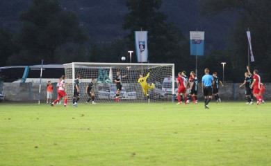 „Ријека“ и „Академија Пандев“ у полуфиналу „Фудбал френдса“