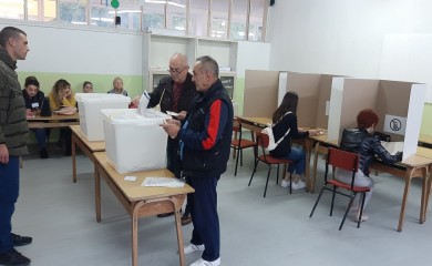 До 11,00 часова излазност у Фочи 17 одсто