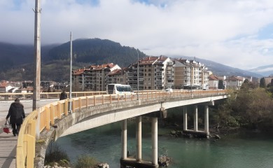 Јавни позив за израду идејног рјешења за ограду и расвјету на фочанским мостовима
