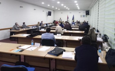 СО Фоча: Измјењена Одлука о наплати паркирања