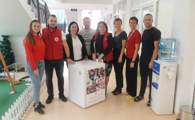 Поклон фочанског Црвеног крста за Дјечији вртић "Чика Јова Змај"