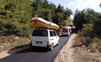 Асфалтирањем пута кроз кањон Таре до већег броја пријављених гостију