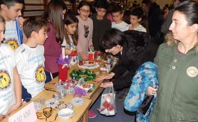 Новогодишња изложба Ученичке задруге „Младост“