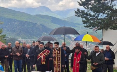 Славне жртве и борци Превраћа неће бити заборављени