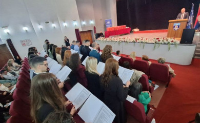 Медицински факултет промовисао 120 дипломаца