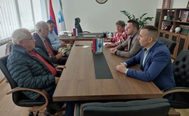 Помоћ за 700 пензионера пред Васкрс