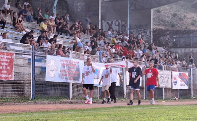 Познати полуфиналисти 19.Фудбал френдса