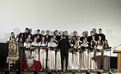 Светосавска академија: "Искупимо и пред Светог Саву изнесимо оно мало добра што је у нама остало"