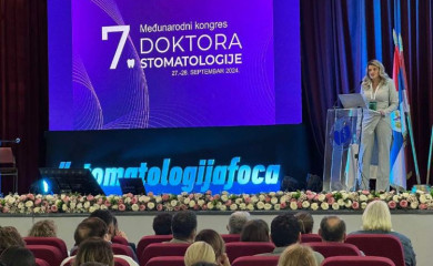 Размјена научно-стручне мисли на конгресу стоматолога у Фочи
